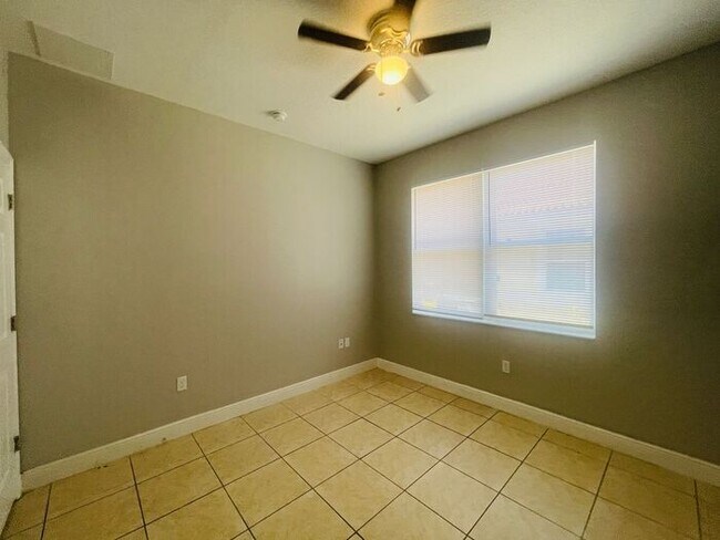 Building Photo - Tuscany Preserve-1589 Cumin Dr Poinciana F...