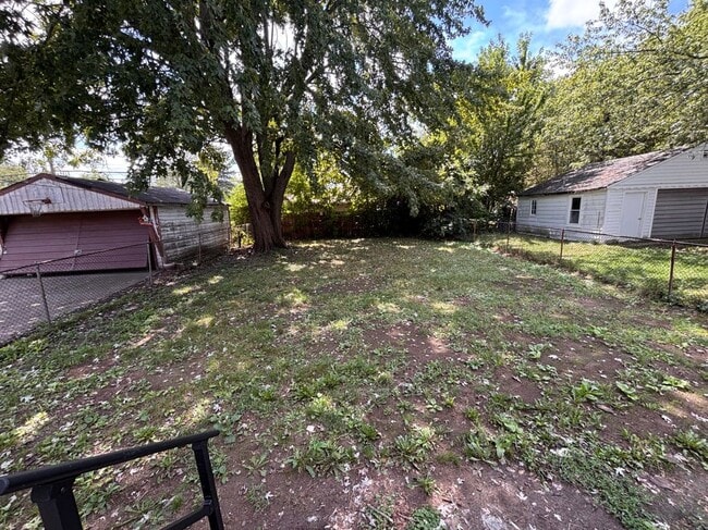 Building Photo - 14824 Myola Ave