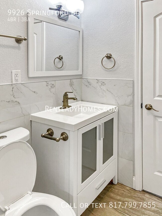 Building Photo - 9926 Springford Dr