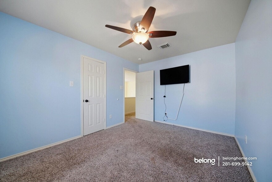 Building Photo - 16246 Field Haze Tr