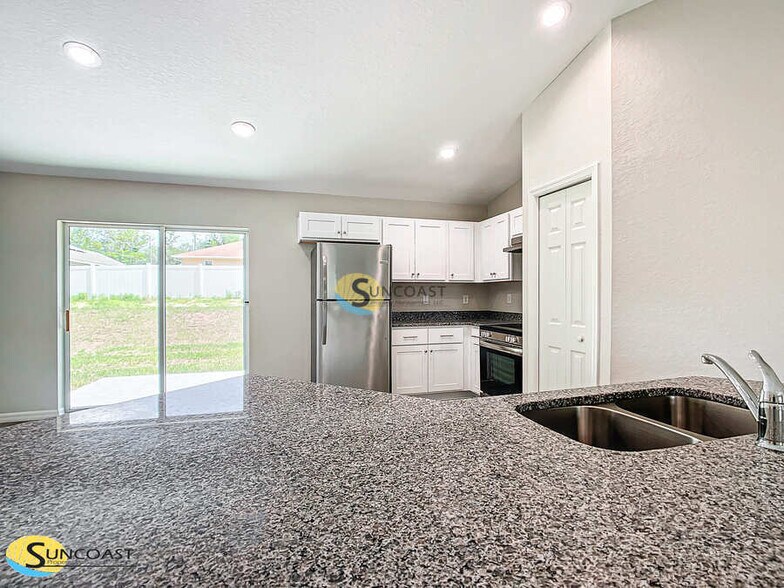 Building Photo - 20581 SW Marine Blvd