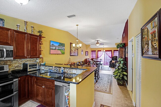 Building Photo - 8624 Overset Ln