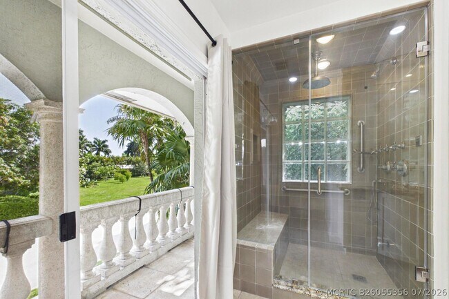 Building Photo - 107 Flagler Promenade S