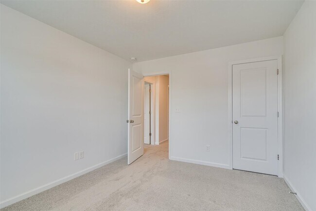 Building Photo - 124 Dublin Lp