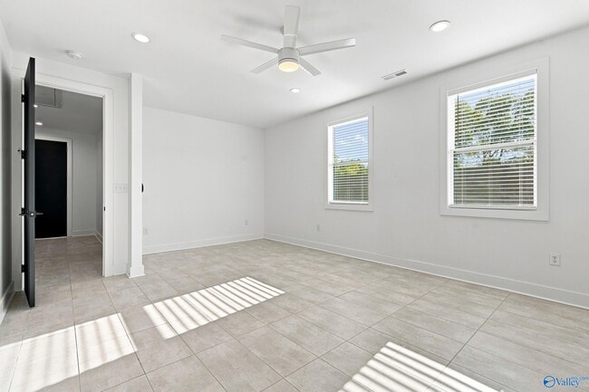 Building Photo - 1109 Rison Ave NE