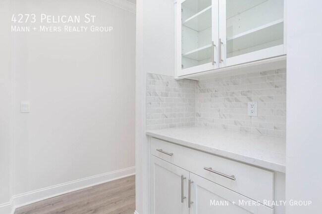 Building Photo - 4273 Pelican St