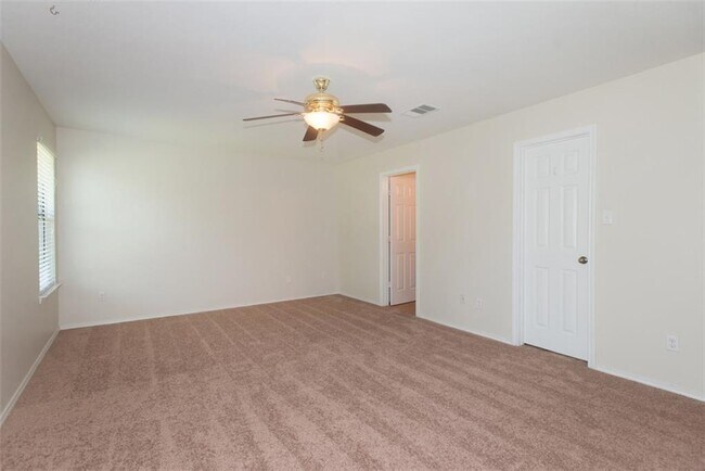 Building Photo - 505 Paseo Grand Dr
