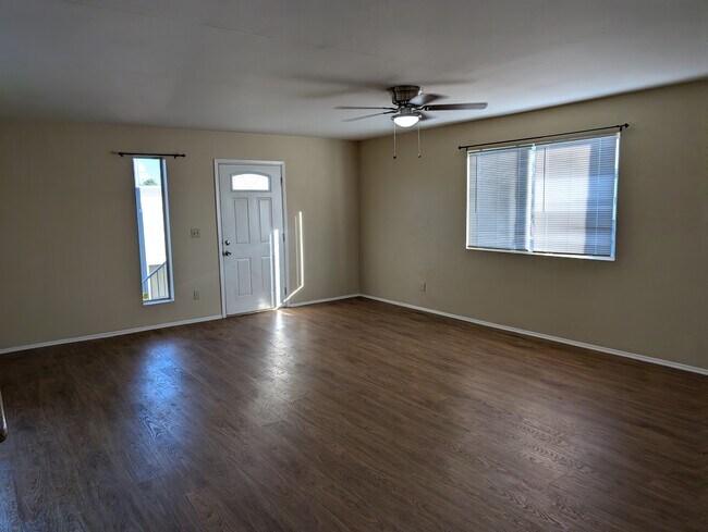 Building Photo - 14417 N Teakwood Ln