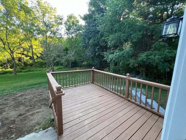 Building Photo - 46 Morgan St