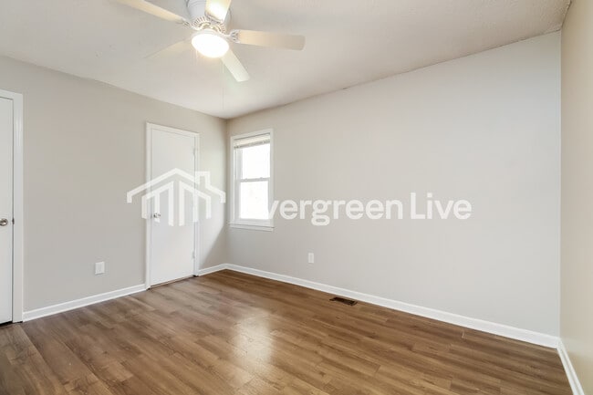 Building Photo - coming soon