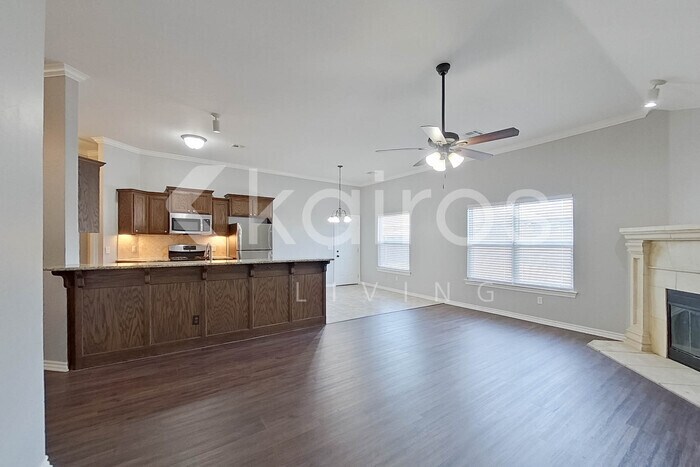 Building Photo - 11637 SW 10th St