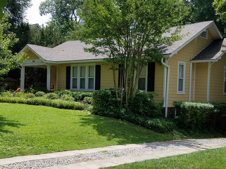 Neighbor View - 3613 Meadowbrook Ave