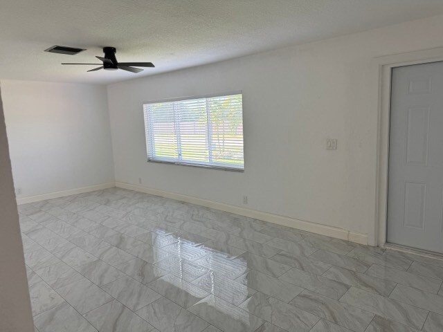 Building Photo - 6904 Doral