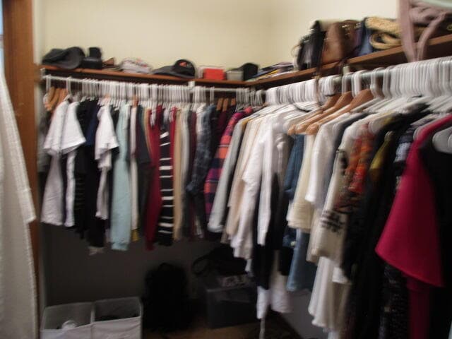 Building Photo - 1008 Pineview Blvd