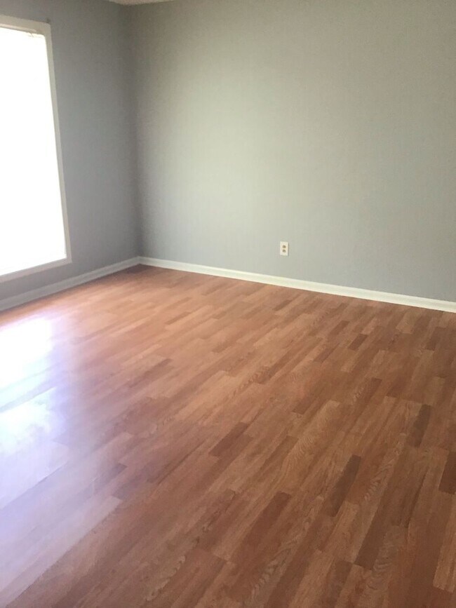 Building Photo - Half Off First Month’s Rent – Discover 69 ...