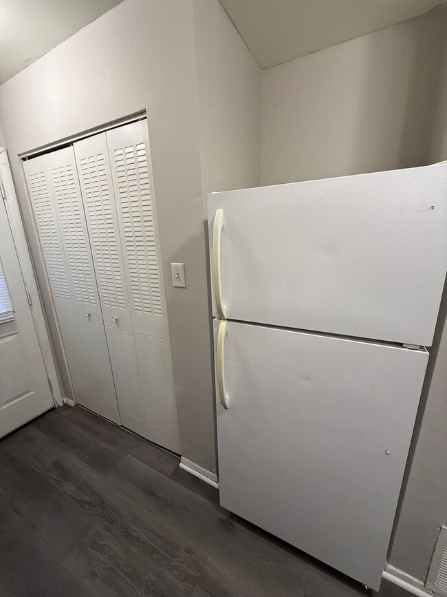 Building Photo - Cozy 1-Bedroom Bungalow – Easy Single-Level Living