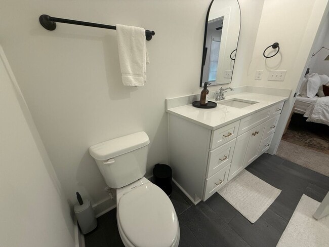 Building Photo - Northgate Townhome - Auburn