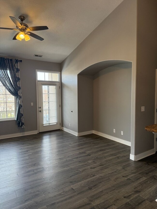 Building Photo - Beautifully Updated Foxboro Townhome – Steps from Nature Trails