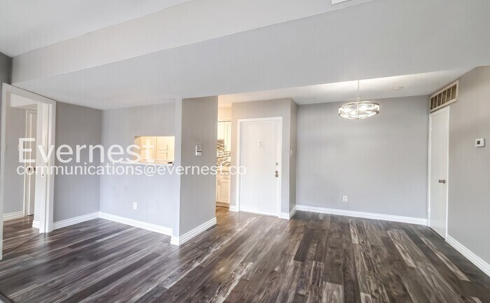 Building Photo - 8421 Hearth Dr