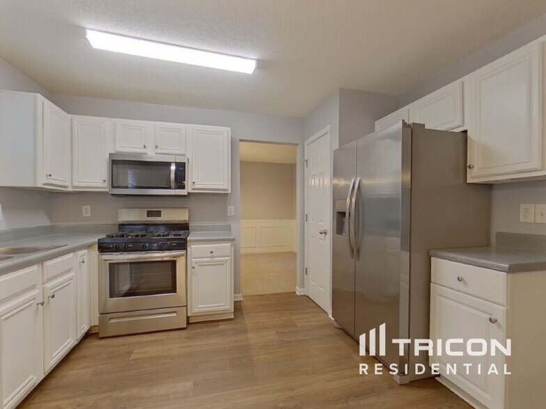 Building Photo - 4247 Arnolds Mill Overpass