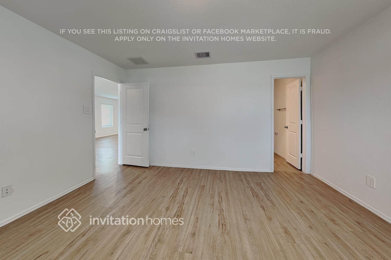 Building Photo - 18811 Charter Elm Dr