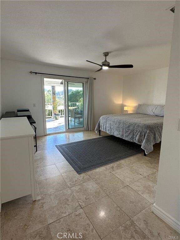 Building Photo - 22867 Cove View St