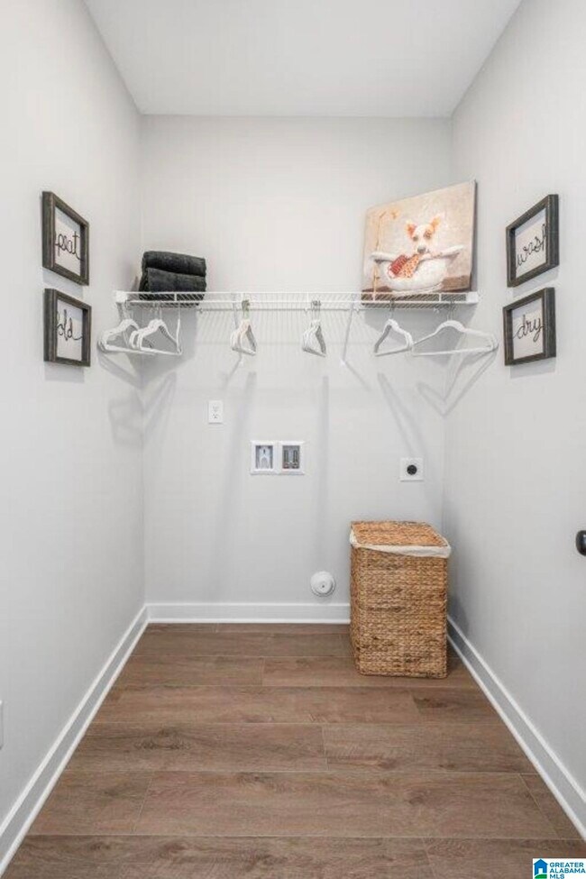 Building Photo - 4690 Everlee Pkwy