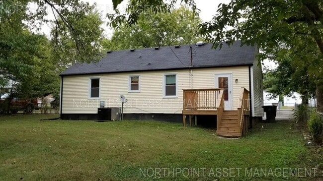 Building Photo - 2ND MONTH FREE RENT! 3-bedroom, 1-bath home