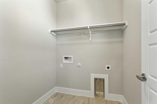 Building Photo - 12314 Maypole Bend