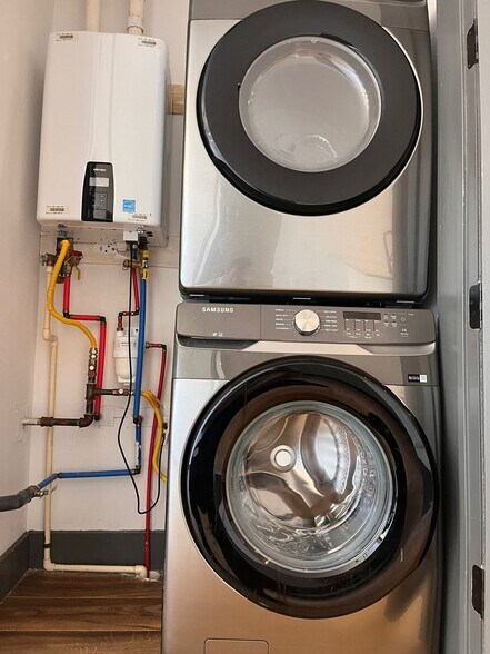 Building Photo - 324 Arlington Ave