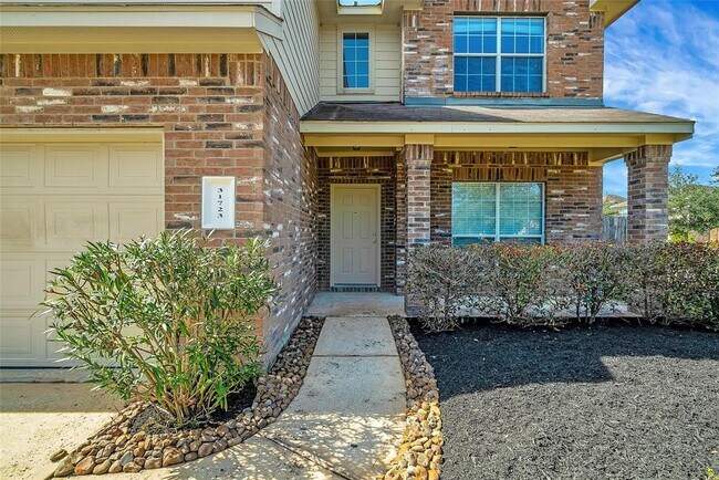 Building Photo - 31723 Regal Park Ct