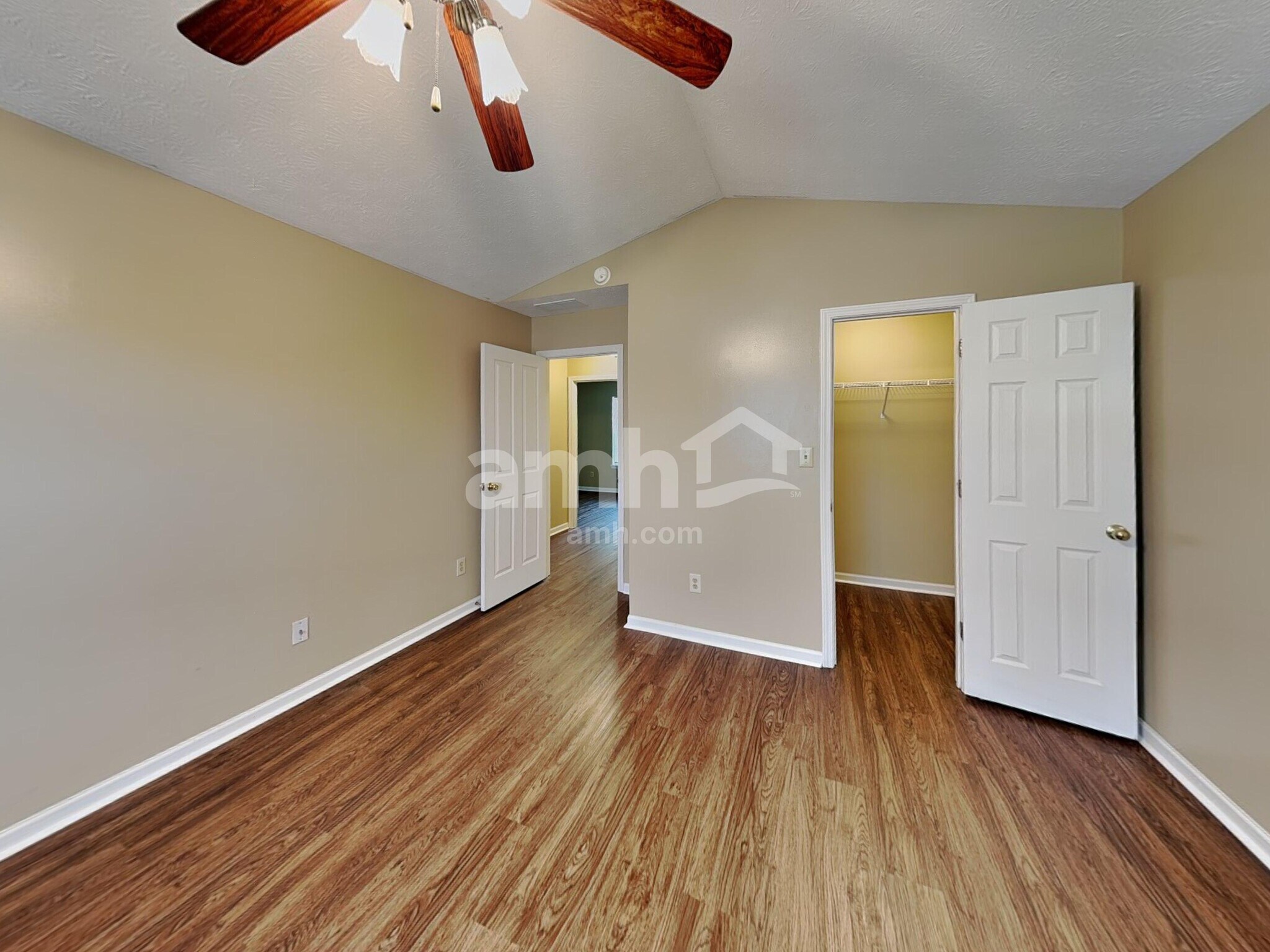 Building Photo - 127 Trails End