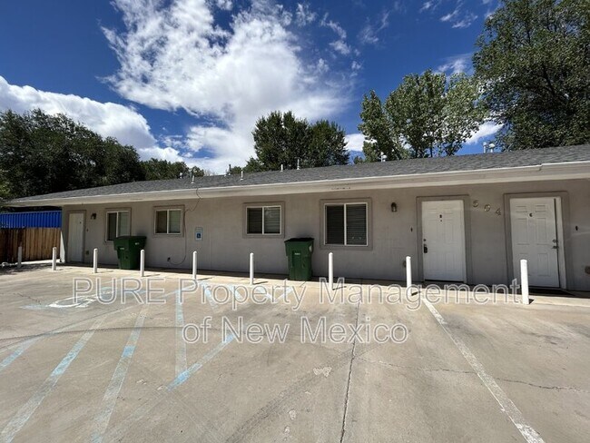 Building Photo - 504 W Navajo St