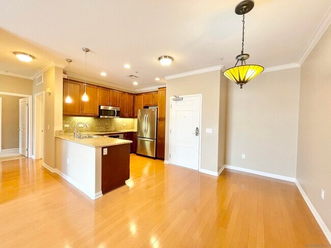 Building Photo - 3857 Pell Plz