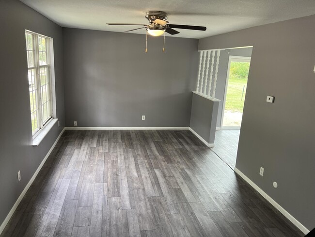 Building Photo - 2003 E Florida Ave