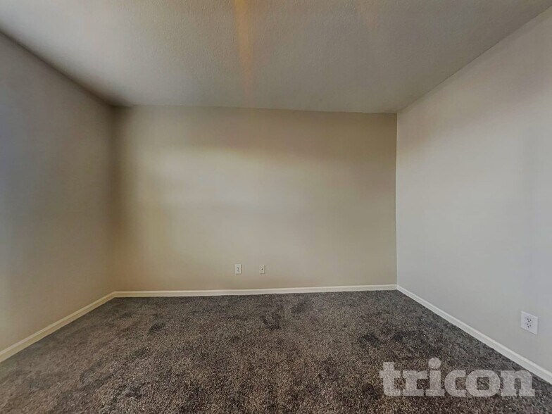Building Photo - 3254 Blue Ash Ln