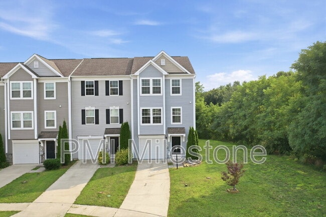 Building Photo - 100 Bertelli Ct