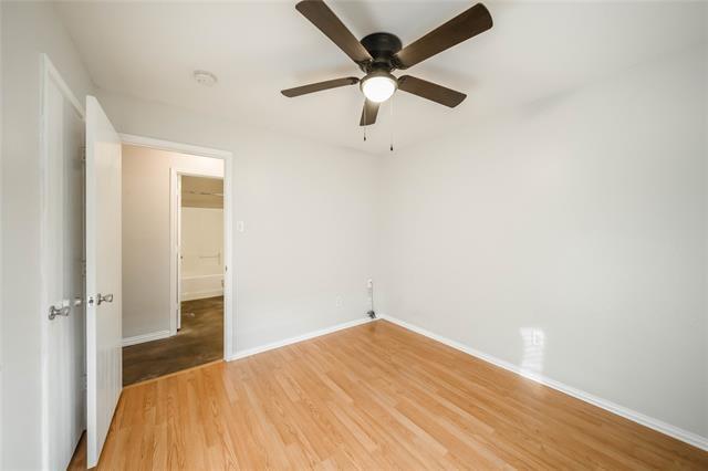 Building Photo - 2211 Lilac Cir