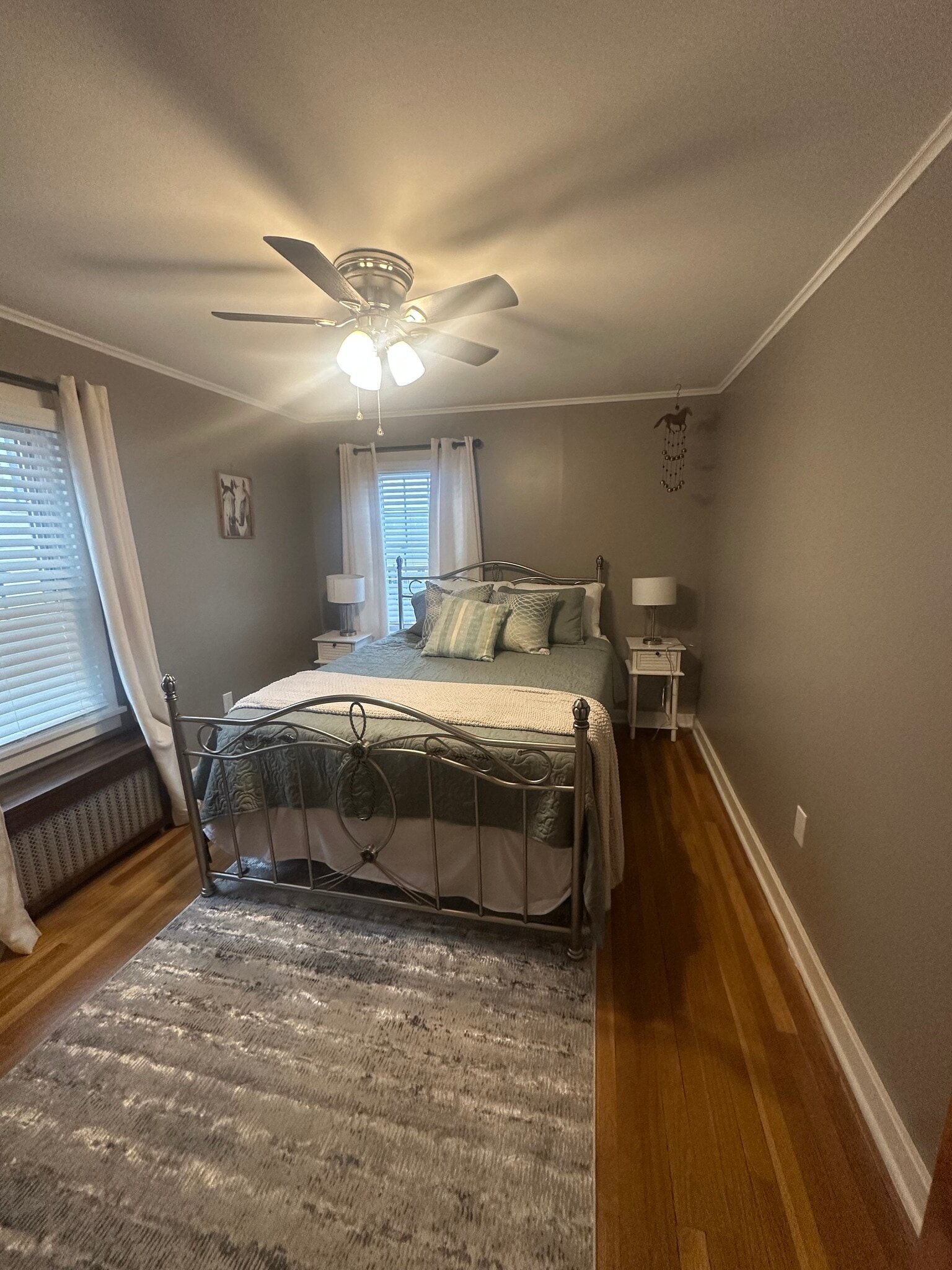 bedroom 2 queen size bed, brand new smart tv - 175 Lake Ave