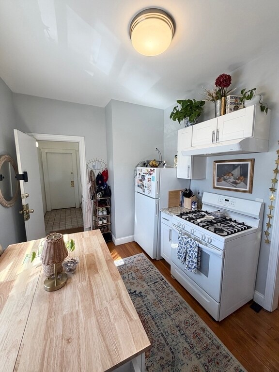 Building Photo - 36 Sagamore St