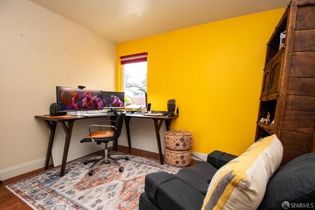 Building Photo - 40 Encina Ave
