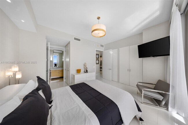 Building Photo - 9701 Collins Ave