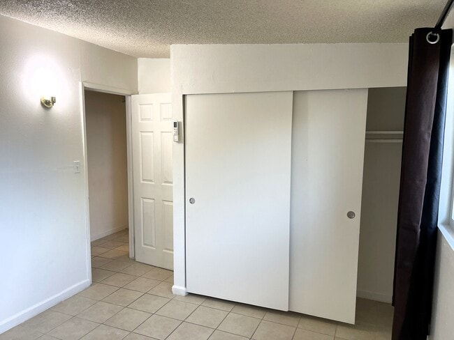 Building Photo - 73858 Sun Valley Dr