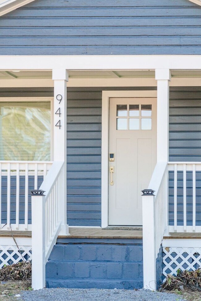 Building Photo - Charming Lowcountry Home for Rent on Edisto Island