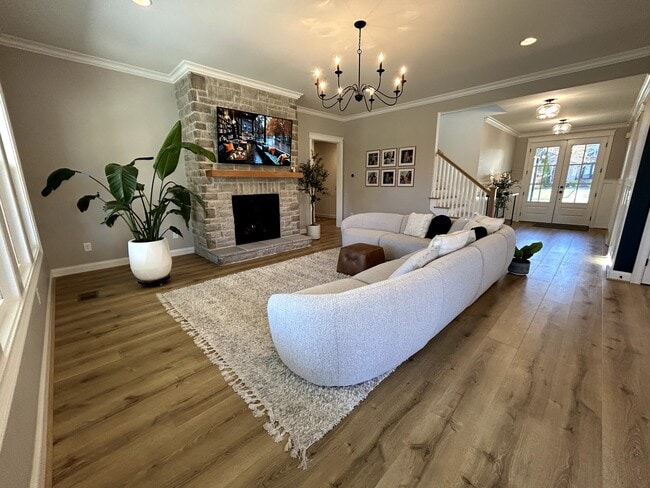 Building Photo - 1000 Alrich Ct