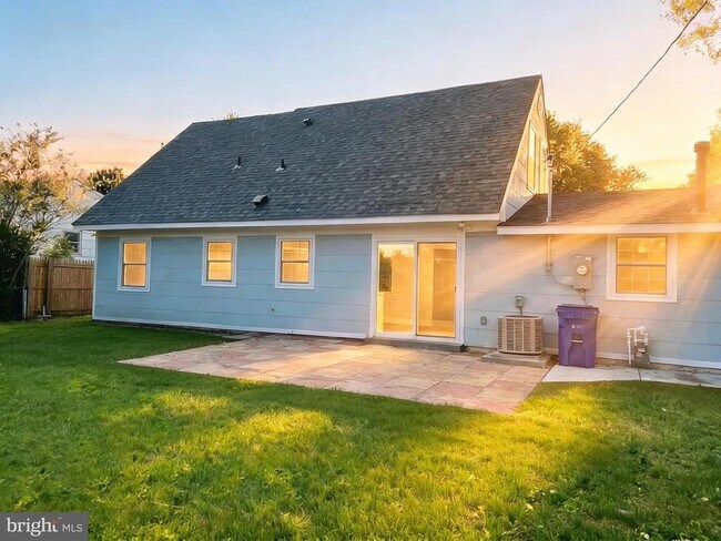 Building Photo - 2803 Barberry Ln