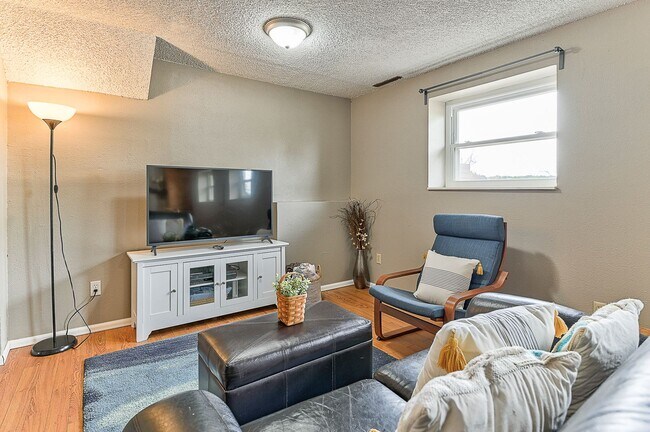 Building Photo - 5150 Saddle Dr