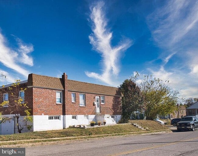 Building Photo - 8540 Castor Ave