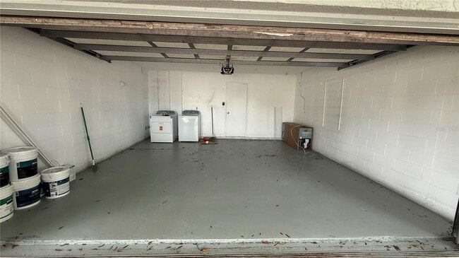 Building Photo - 1924 Shoal Ct