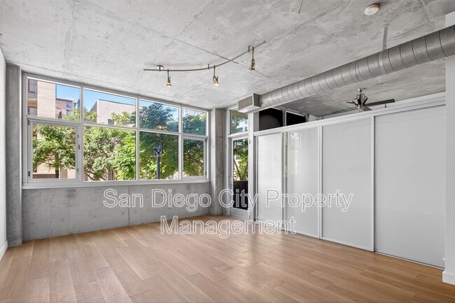 Building Photo - 1025 Island Ave